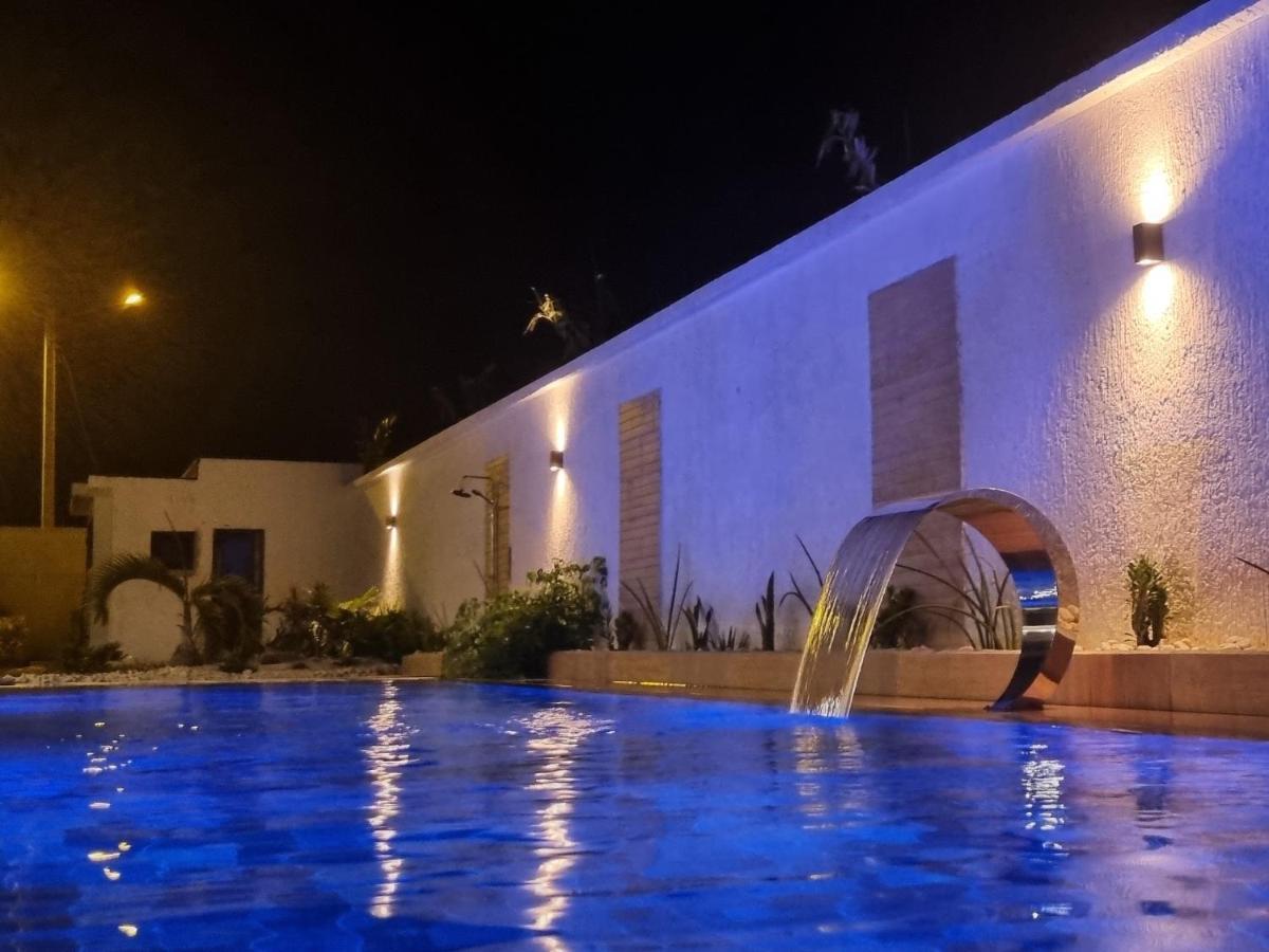 Villa Bolati, Avec Piscine, Jacuzzi, Jardin Et Vue Bonoua Exterior foto